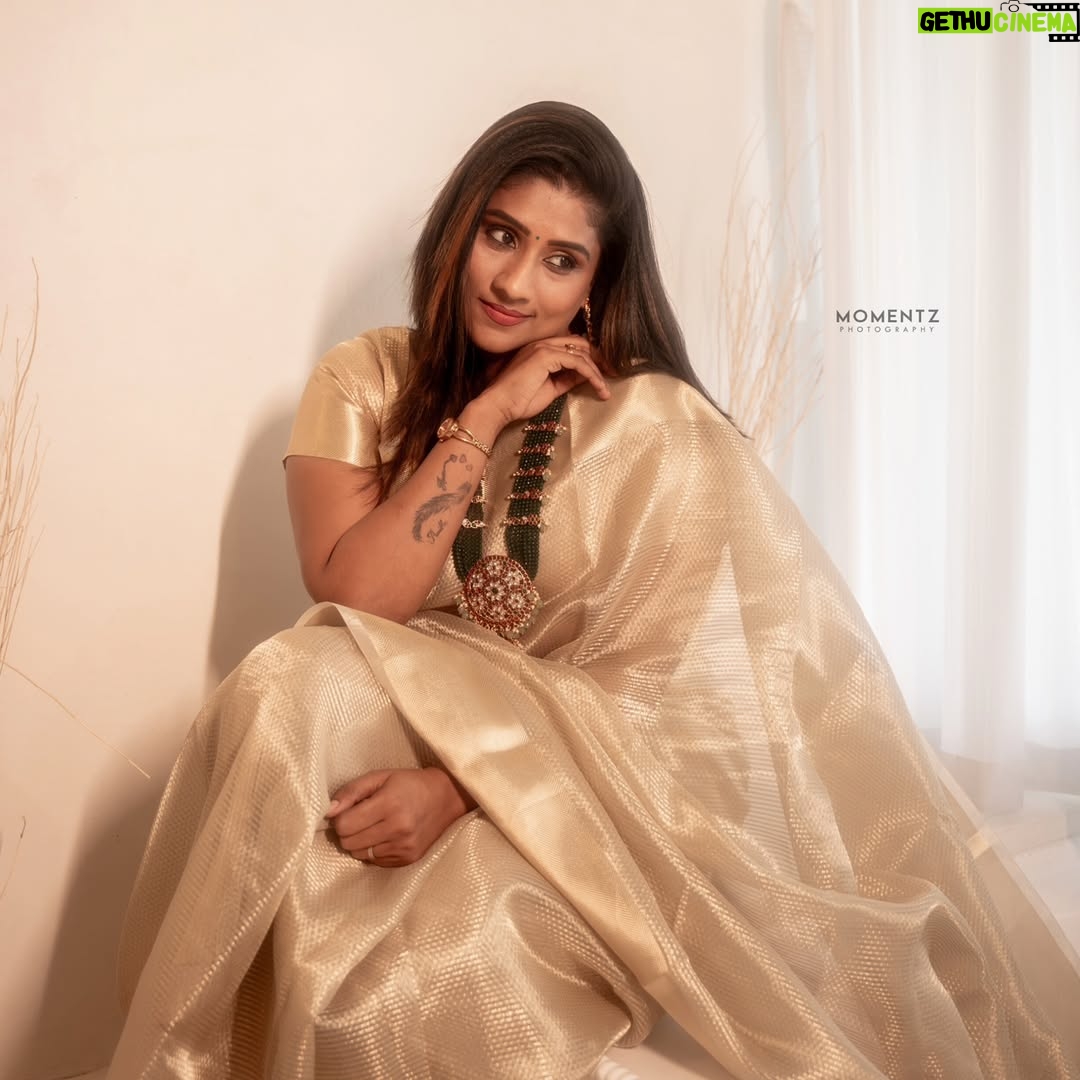 Akila Krishnan - 362 Likes - ❤️Style is a way to say who you are without speaking.❤️.....

Saree @v2trendz 
Designer @jes__boutique__ 
Jewellery @mint_more2024 
📸 @momentzstudio 
Mua @theprincessmakeoverartistry 

#insta #reelkarofeelkaro #video #reelsindia #likeforlikes #reelsviral #instalike #photooftheday #foryoupage #beautiful #art #motivation #exploremore #style #post #repost #funny #beauty #likesforlike #bollywood #model #makeup #likes #viralpost #travel #youtube #k #nature #life #wedding