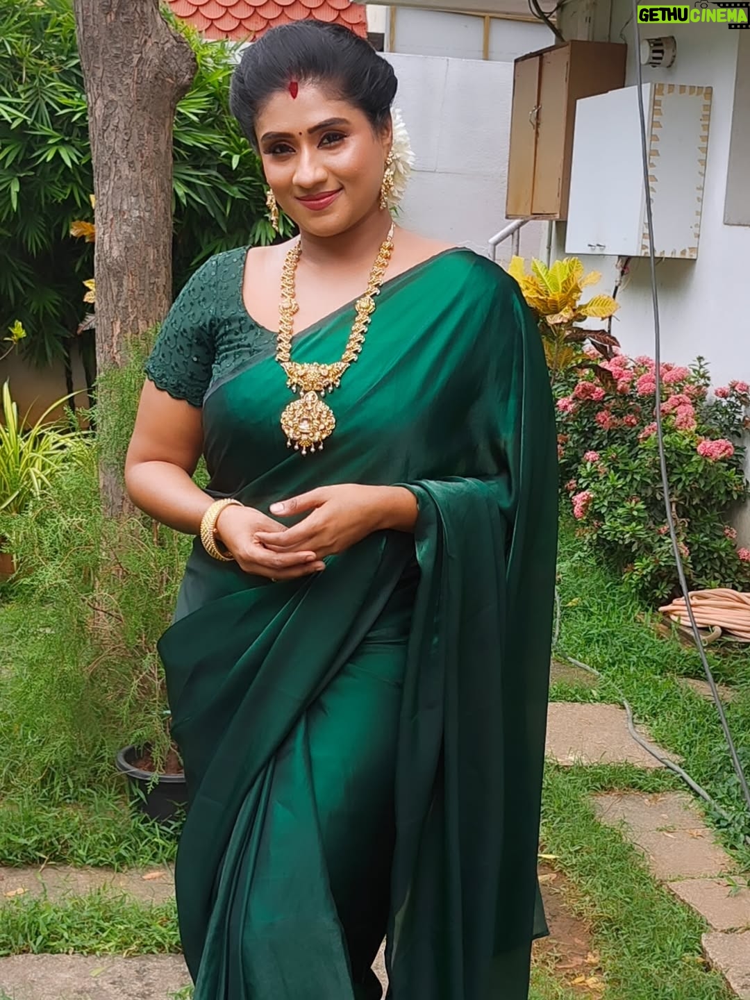 Akila Krishnan - 363 Likes - Self-love has very little to do with how you feel about your outer self. It’s about accepting all of yourself.🥰🫰

Saree & blouse  @vibha_boutique_nkl
Jewellery @magna_jewels

#growth #motivation #love #mindset #success #growthmindset #selflove #business #inspiration #healing #entrepreneur #goals #life #selfcare #mentalhealth #positivity #fitness #quotes #leadership #happiness #positivevibes #change #health #gratitude #personaldevelopment #explorepage #lifestyle #mindfulness #instagram #instagood
