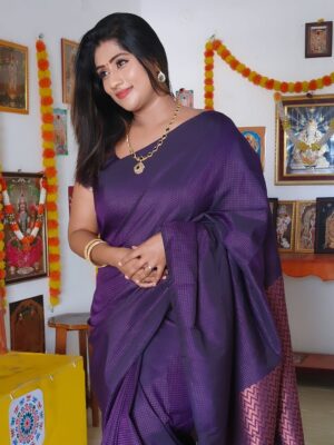 Akila Krishnan Instagram - My saree is my statement piece💜🫰
Saree @kumuthatex
Jewellery @neha_imitation_collections
#saree #sareelove #fashion #sareefashion #sarees #sareelovers #onlineshopping #indianwear #sareedraping #silksarees #sareeblouse #sareesofinstagram #ethnicwear #sareelover #sareeindia #traditional #handloom #trending #indianwedding #sareecollection #sareestyle #wedding #silk #lehenga #silksaree #india #love #indianfashion #kurti #instagram