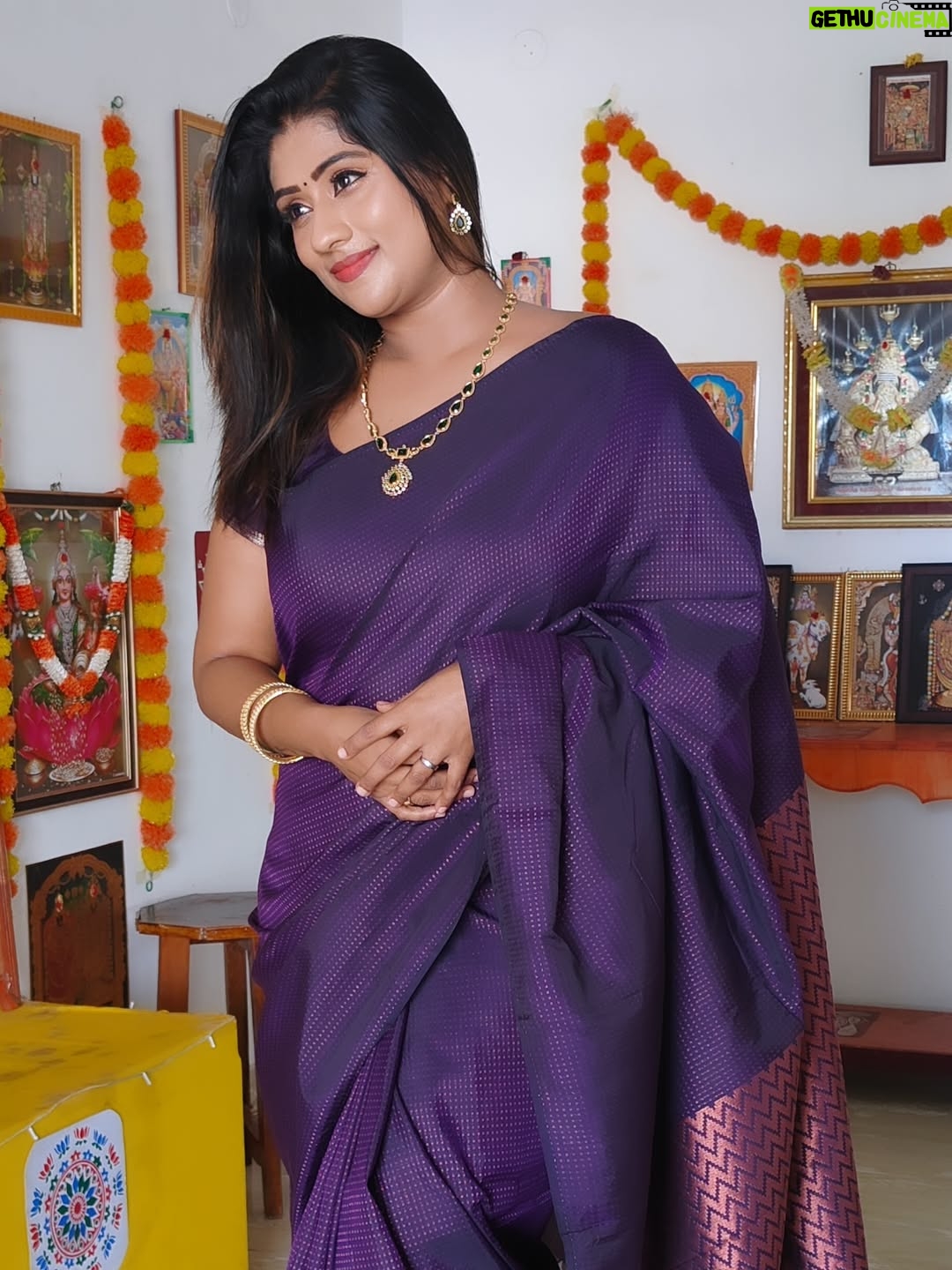 Akila Krishnan - 837 Likes - My saree is my statement piece💜🫰

Saree @kumuthatex 
Jewellery @neha_imitation_collections 

#saree #sareelove #fashion #sareefashion #sarees #sareelovers #onlineshopping #indianwear #sareedraping #silksarees #sareeblouse #sareesofinstagram #ethnicwear #sareelover #sareeindia #traditional #handloom #trending #indianwedding #sareecollection #sareestyle #wedding #silk #lehenga #silksaree #india #love #indianfashion #kurti #instagram