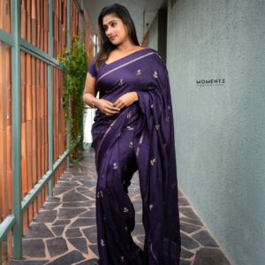 Akila Krishnan Instagram - 💜Peace of mind for five minutes, that's what I crave💜
Swipe ▶️
Saree @vistara_silks
Blouse @vibha_boutique_nkl
Photography 📸 @momentzstudio
Mua @theprincessmakeoverartistry
#trending #viral #instagram #explorepage #explore #love #instagood #fashion #reels #follow #trend #photography #like #india #instadaily #tiktok #followforfollowback #likeforlikes #fyp #foryou #trendingnow #memes #style #music #photooftheday #trendingreels #viralpost #reelsinstagram #model #likes