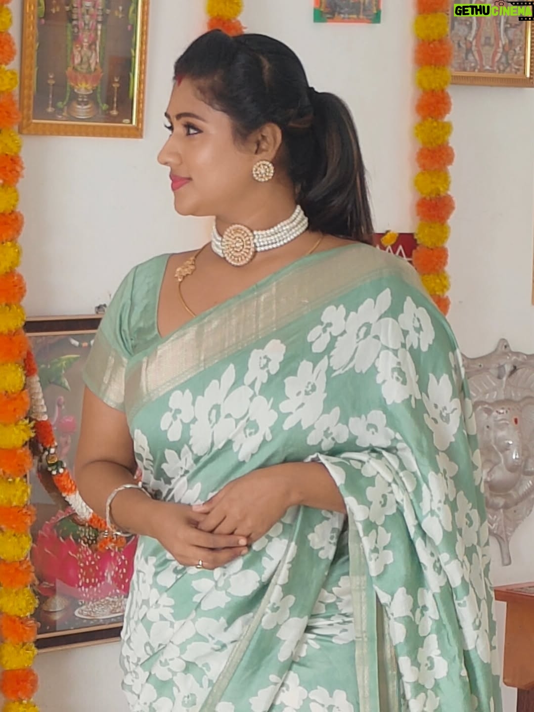 Akila Krishnan - 565 Likes - ❤️There are only two ways to live your life. One is as though nothing is a miracle. The other is as though everything is a miracle❤️

Jewel @magna_jewels 
Blouse @vibha_boutique_nkl 

#jewellery #jewelry #fashion #earrings #necklace #handmade #gold #jewellerydesign #silver #accessories #jewels #jewelrydesigner #handmadejewelry #ring #love #rings #style #jewelryaddict #diamond #bridaljewellery #bracelet #wedding #indianjewellery #diamonds #jewelrydesign #jewellerylover #onlineshopping #smallbusiness #bangles #weddingjewellery
