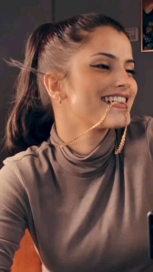 Akshita Dwivedi Instagram - Power of money š°š¤
#akshitadwivedi #india #akshitarmy #acting #act #explore #akshitadwivedi #reelsinstagram #viral #viralreels
