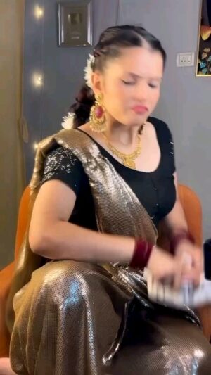 Akshita Dwivedi Instagram - Koi kaam nhi Hai š
#akshitadwivedi #india #akshitarmy #acting #act #explore #reels #reelsinstagram #viral #viralreels .