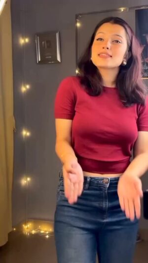 Akshita Dwivedi Instagram - Sadiya ko season Chal rha h š¤£š¤£
#akshitadwivedi #india #akshitarmy #acting #act #explore #reels #reelsinstagram #viral #viralreels