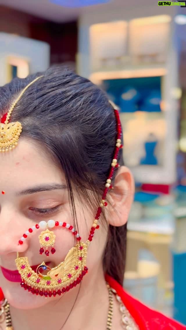 Akshita Khera - 61.3K Likes - CHOUHAN JEWELLERS (NAGROTA BAGWAN) Near Narda Sharda mandir ONLINE ORDER ACCEPTED (Mob.-: 8628098737 
Hallmark jewellery 100%