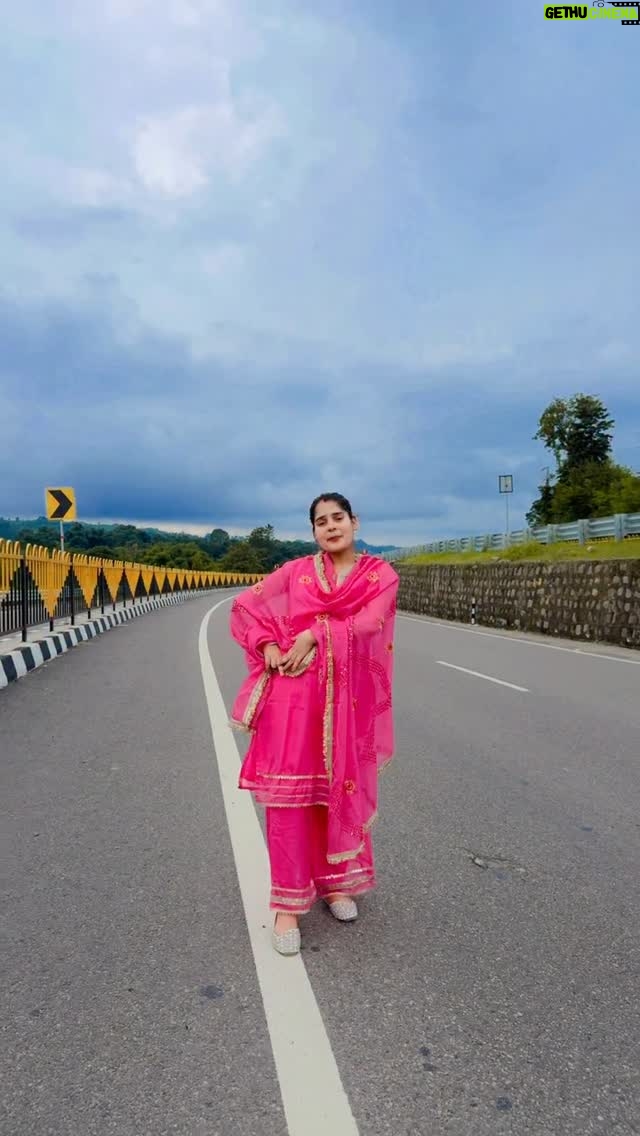 Akshita Khera - 30.7K Likes - 🩷🩷