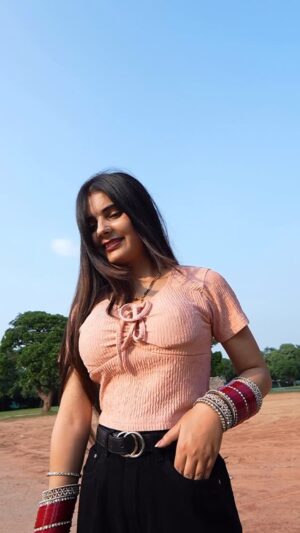 Akshita Khera Instagram - ❤️❤️
#instagramnewfeature
#explore
#viralvideos
#sajna