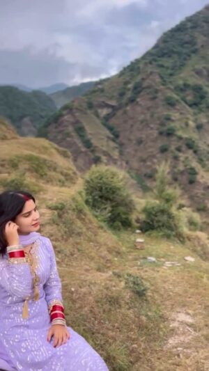 Akshita Khera Instagram - #Yaarbawara #raunak #kableone #jyotikatangri #punjabisong #newpunjabi song