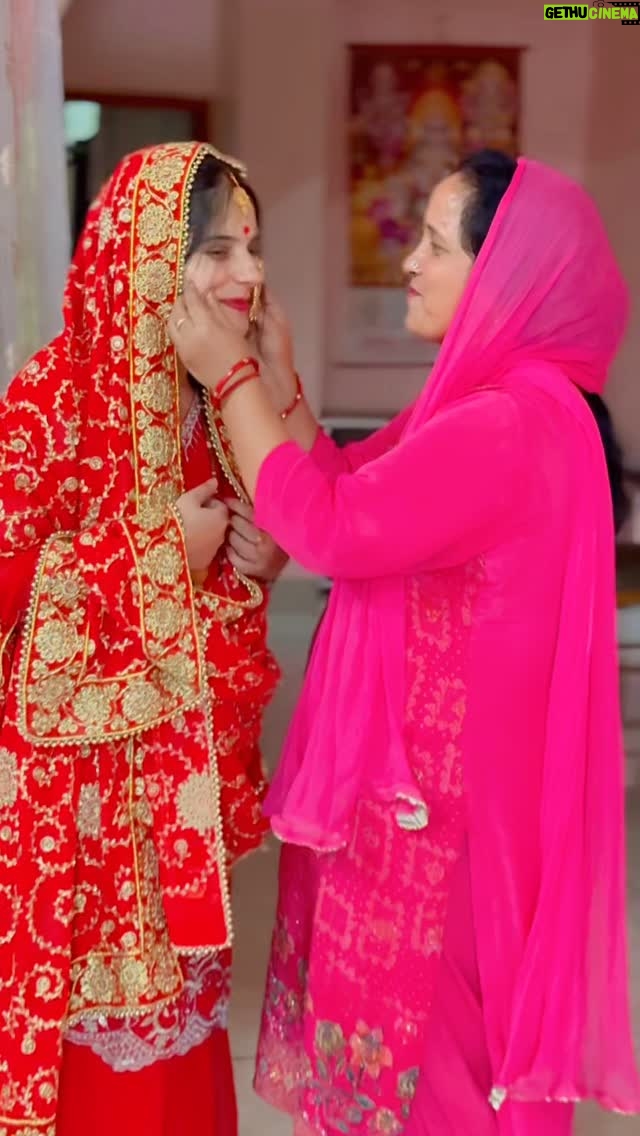 Akshita Khera - 25.2K Likes - Meri maa❤️