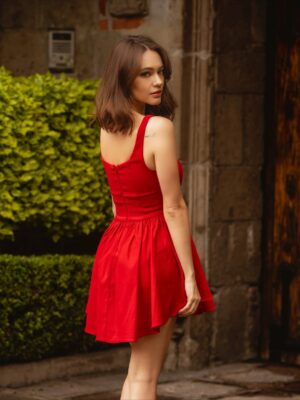 Ale Müller Instagram - ❤️❣️🍒🍎🍓 @fashionnova 

Valentine Twill Mini Dress - Red