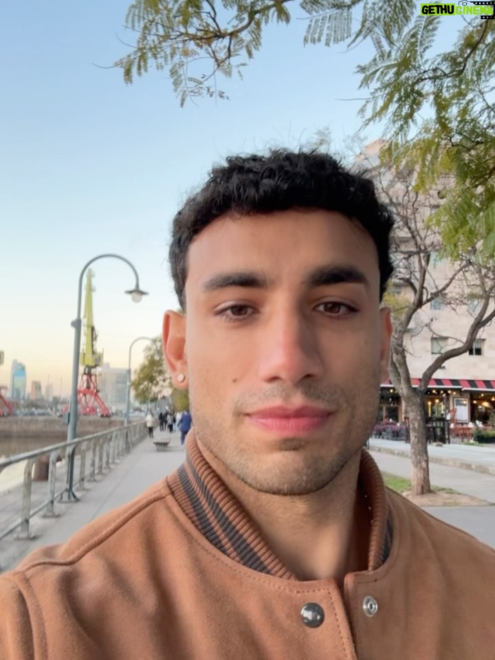 Alejandra Baigorria - 52.5K Likes - ✨Buenos Aires con mi esposa, pasándola genial, viviendo y coleccionando más experiencias. Viajar y trabajar contigo es lo máximo, porque cada lugar se disfruta el doble a tu lado. 💕✈️🇦🇷