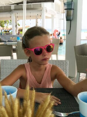 Alessia Marcuzzi Instagram - Ma come e’ possibile che siamo gia’ a 14 amore mio???😩
Tanti auguri alla ragazza piu’ buffa, pazzarella, artistoide, rompina, talentuosa, goccia cinese, sensibile, generosa e drama queen che io conosca! E gli ultimi video lo confermano (compresa la mia imitazione!)😂❤️❤️❤️❤️
Fammi ridere sempre ti prego. E fammi commuovere sempre ti prego. E non farmi fare tardi il sabato sera nascosta in macchina in pigiama…. Ti pregooooo🤪
Ti amo
Tanto
Tanto
Tanto
E di piu’❤️❤️❤️❤️