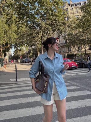 Alice Norin Instagram - Summer days in Paris💙
Kemeja yang aku pakai launching malam ini Minggu 13 Juli 2025 jam 7 malam di live aku (tiktok & shopee : alicenorinofficial) See you!