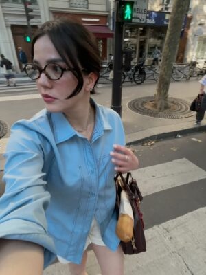 Alice Norin Instagram - Summer days in Paris💙
Kemeja yang aku pakai launching malam ini Minggu 13 Juli 2025 jam 7 malam di live aku (tiktok & shopee : alicenorinofficial) See you!