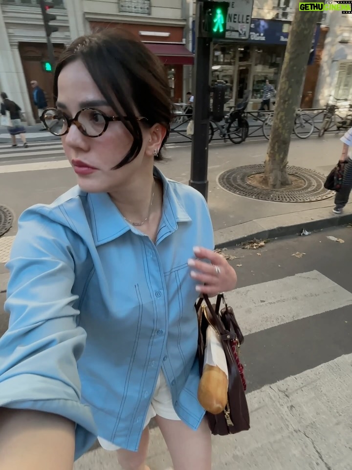 Alice Norin - 16.4K Likes - Summer days in Paris💙

Kemeja yang aku pakai launching malam ini Minggu 13 Juli 2025 jam 7 malam di live aku (tiktok & shopee : alicenorinofficial) See you!