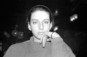 Alika Smekhova Instagram - Сильно изменилась?)
Судя по воспоминаниям автора-фото сделано в 1991 в Смоленске на фестивале нашей актерской гильдии.
И спасибо за фото @nokturn13 @artsmekhov @leonid_smekhov
#аликасмехова #актриса #молодость #мамадорогая