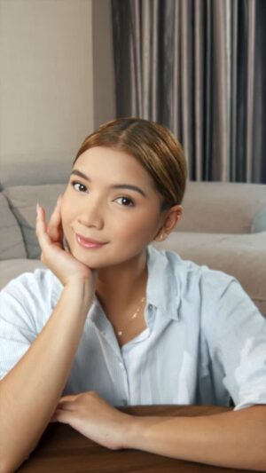 Alya Iman Instagram - Always a perfect base with @skintific.my #SkintificMY ✨🦋