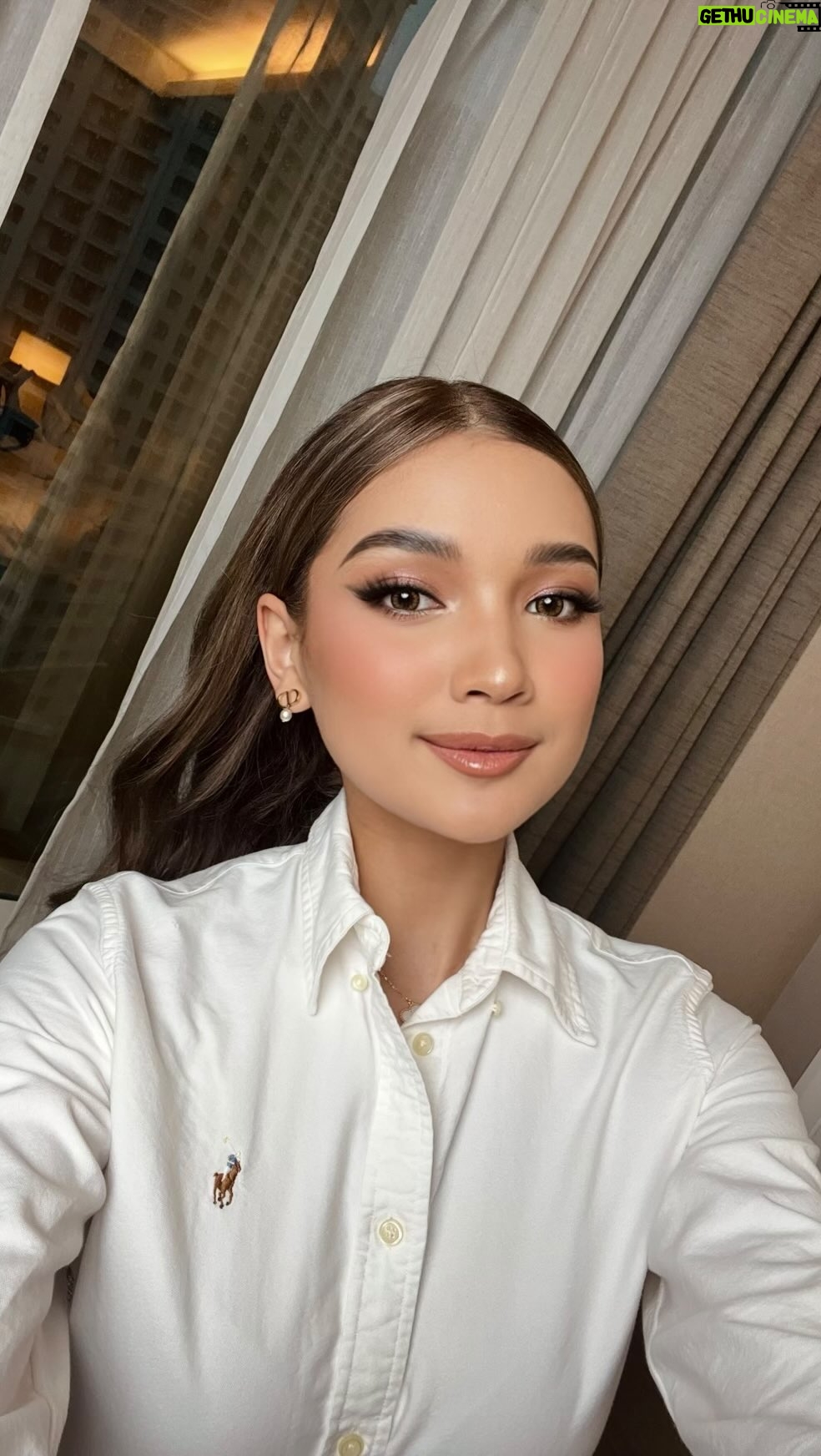 Alya Iman - 3 Likes - Glow mode: activated with @dr.leomy ✨
#drleomy #drleo7xceramide