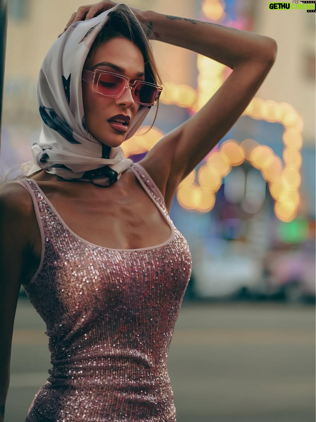 Alyona Vodonayeva - 3 Likes - Freakier Friday 💖

Photo: @photographer.anastasiia