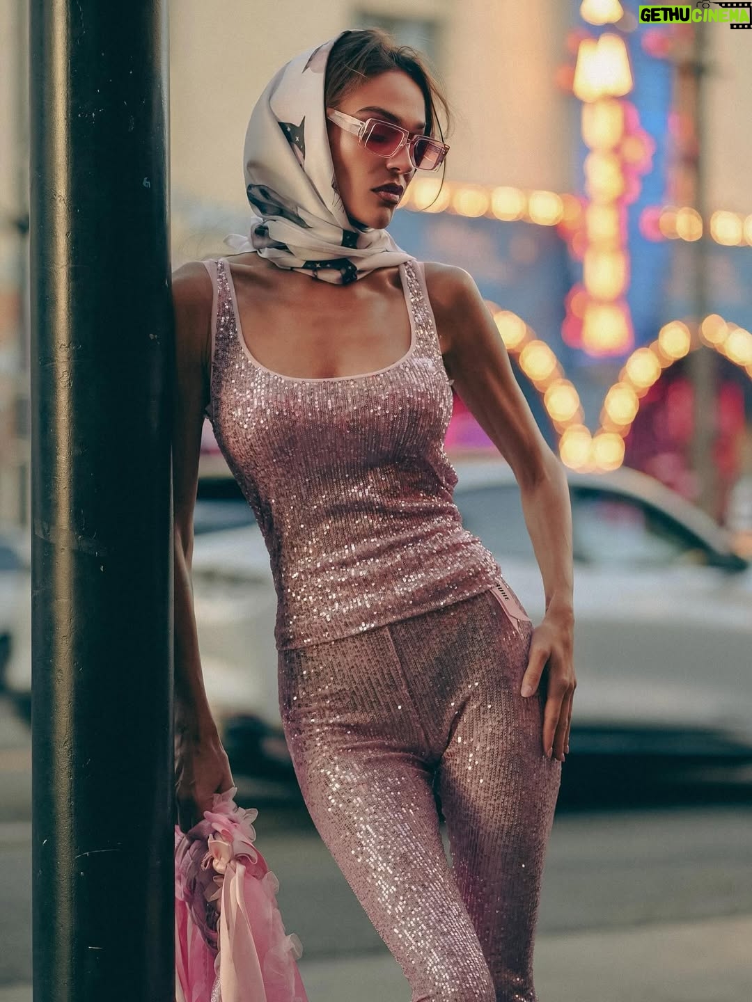 Alyona Vodonayeva - 3 Likes - Freakier Friday 💖

Photo: @photographer.anastasiia