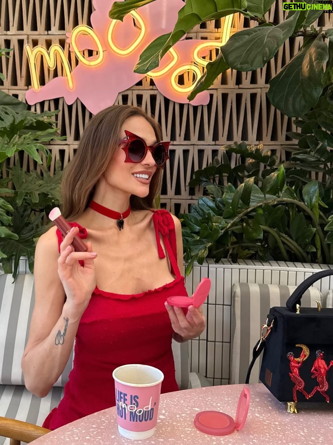 Alyona Vodonayeva - 3 Likes - Random 🕷️