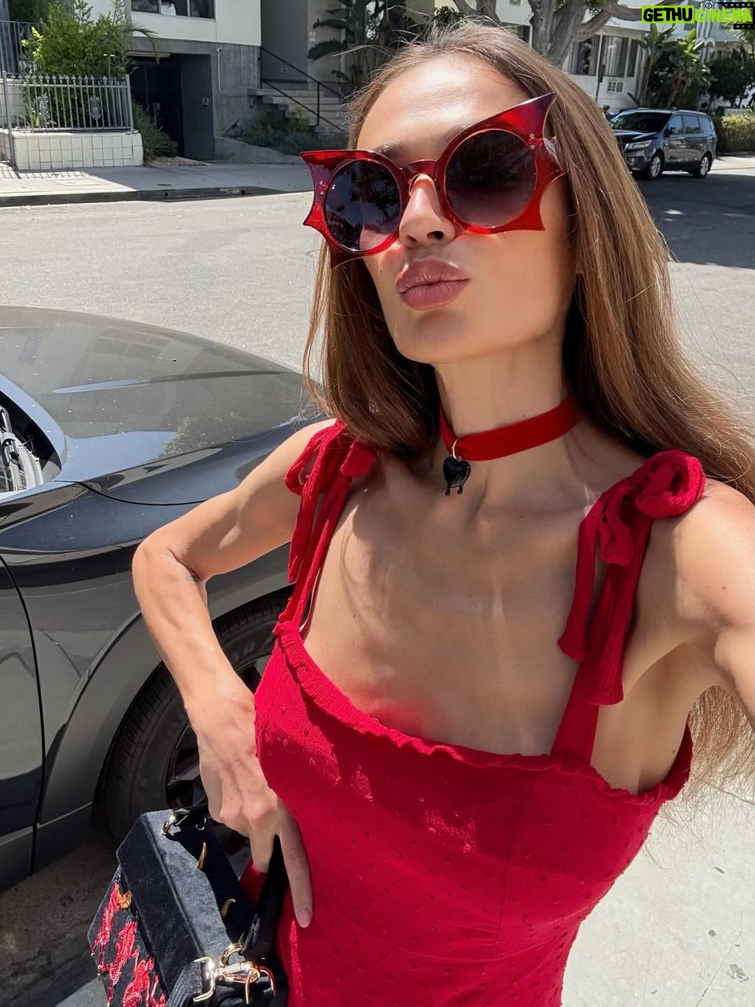 Alyona Vodonayeva - 3 Likes - Random 🕷️