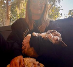 Amalia Granata Instagram - El Día Nacional del Perro se conmemora el 2 de junio de cada año en la Argentina, con el objetivo de destacar el rol de estas mascotas que, en muchos casos, son considerados un miembro más de la familia.🐾🐶🐾