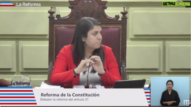 Amalia Granata - 1.5K Likes - Caja Jubilatoria de la Provincia de Santa Fe 
Los van a volver a perjudicar !!! El bloque de Pullaro cambió la palabra INTRANSFERIBLE pero se olvidó de cambiar otras partes muy peligrosas del texto porque su obsesión es transferir la caja a Nación ! De nuevo los volvieron a engañar !!!