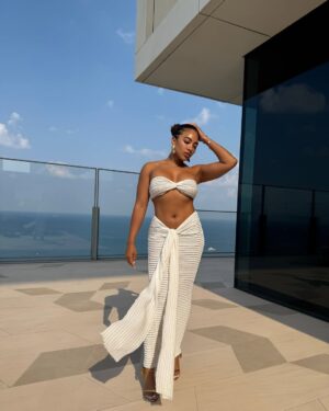 Amanda Du-Pont Instagram - 🤞🏽