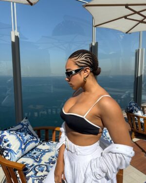 Amanda Du-Pont Instagram - on a cloud ☁️