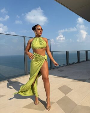 Amanda Du-Pont Instagram - just like this 🫦