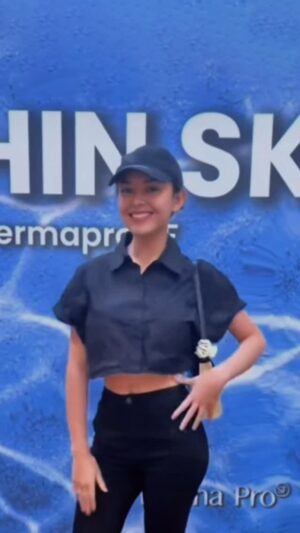 Amanda Manopo Instagram - Akhirnya aku bisa update juga progress kenaikan BB ku dari 53 kg jadi 62 kg 
Jujur susah banget karena naiknya harus proporsional, harus pulen & thick bukan yang gendut & buncit.

Thanks to @cuerpoid yang udah nemenin perjalanan healthy weight gain aku. Buat kamu yang kurus harus banget coba ikut program cuerpo ya, ada garansi uang kembali kalau bb ga naik ♥️