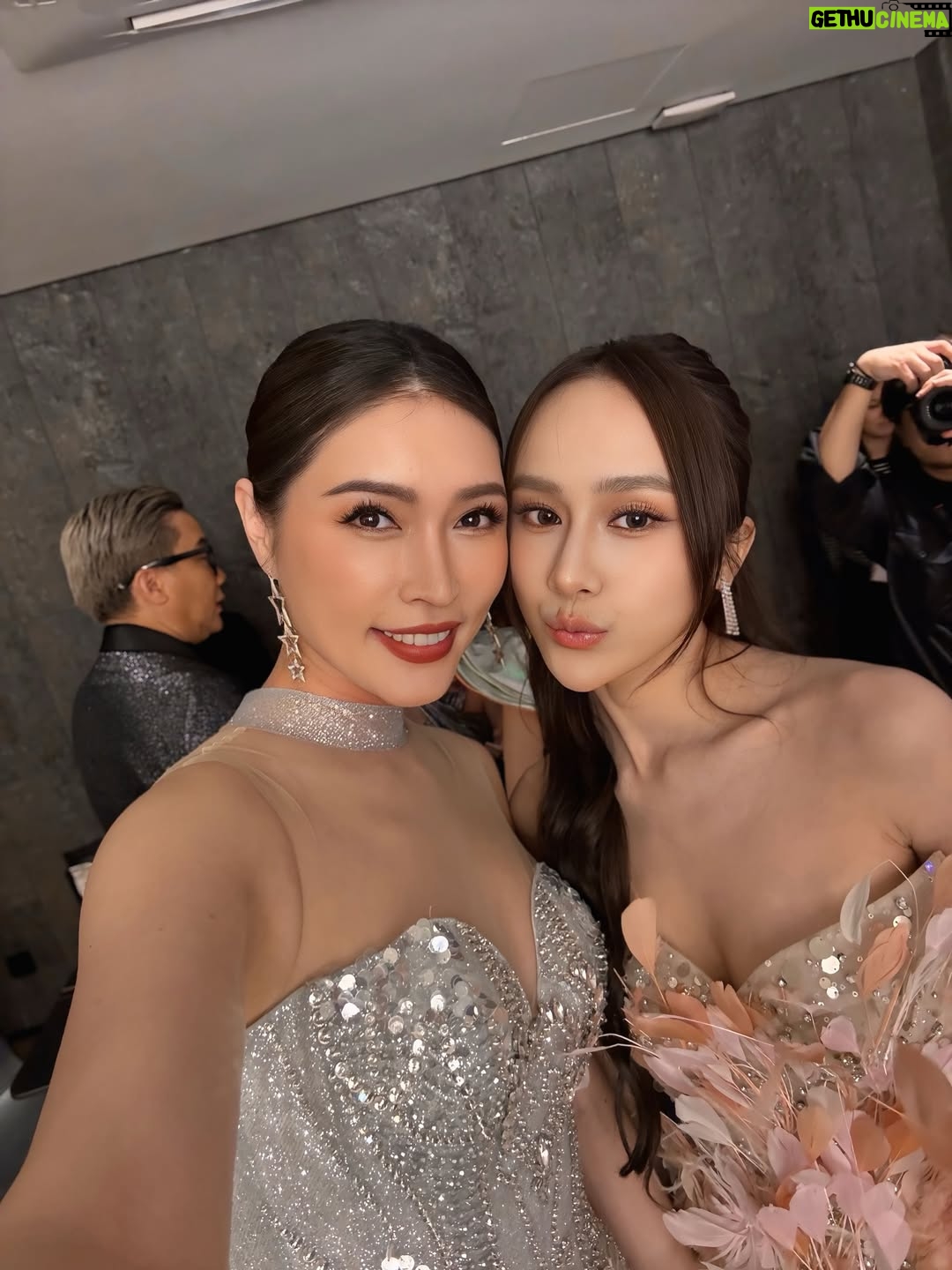 Amber Chia - 1.9K Likes - 非常荣幸再次担任 @goddessofnature.malaysia 的评审与猫步导师 ✨
恭喜 @summerlau1313 & @dj.riesa.anne 顺利完成第六届全能女神！一届比一届精彩🤩
同时也恭喜所有参赛者与获奖者们 🎉
冠军 👑 @aglthsrx
亚军 👑 @___mimiwong 
季军 👑 @eileencl__ 
Wearing @ilavish.gown silver gown. 🩶