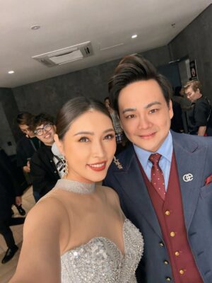 Amber Chia Instagram - 非常荣幸再次担任 @goddessofnature.malaysia 的评审与猫步导师 ✨
恭喜 @summerlau1313 & @dj.riesa.anne 顺利完成第六届全能女神!一届比一届精彩🤩
同时也恭喜所有参赛者与获奖者们 🎉
冠军 👑 @aglthsrx
亚军 👑 @___mimiwong
季军 👑 @eileencl__
Wearing @ilavish.gown silver gown. 🩶