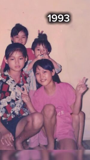 Amber Chia Instagram - 32 years ago… Who has changed the most?
32年前,女大十八变!哈哈~谁的改变最大呢?