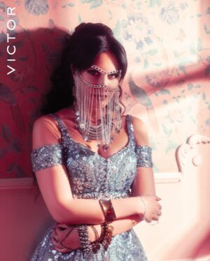 Amie Sultan Instagram - Can you dance with your soul?
Find out more in our 31st issue dedicated to self love.
Cover Star: Amie Sultan @amiesultanofficial
Producer: Ray Victor @rayforremon
Creative Production: Nabil El-shemy @billythecollective
Photographer: Youssef Hamouda @hamouda_joe
Videographer: Khadija Sherif @_khadija_sherif_
Retoucher: Mayer Sayed @mayer_sayed_retoucher
Makeup Artist: Sagdah Elshamy @sagdahelshamy
Hair stylist: Al Sagheer Salons @alsagheersalons
@mena.mon
Stylist: Musaed Al Saqer @musaed.d
Dress by: @saphircouture
Accessories/jewelry: Zix Piercing
@zixpiercings
Media & PR: Omar Ahmed @omar.ahmed.f
Production Assistant: Mohamed Hassan @mohassan0_0
Special Thanks to: Ali Al Sayer @alisalsayer
#TheVictorMagazine #VictorMagazine #HomeOfAllTalents
#TheBodyBuddyIssue
