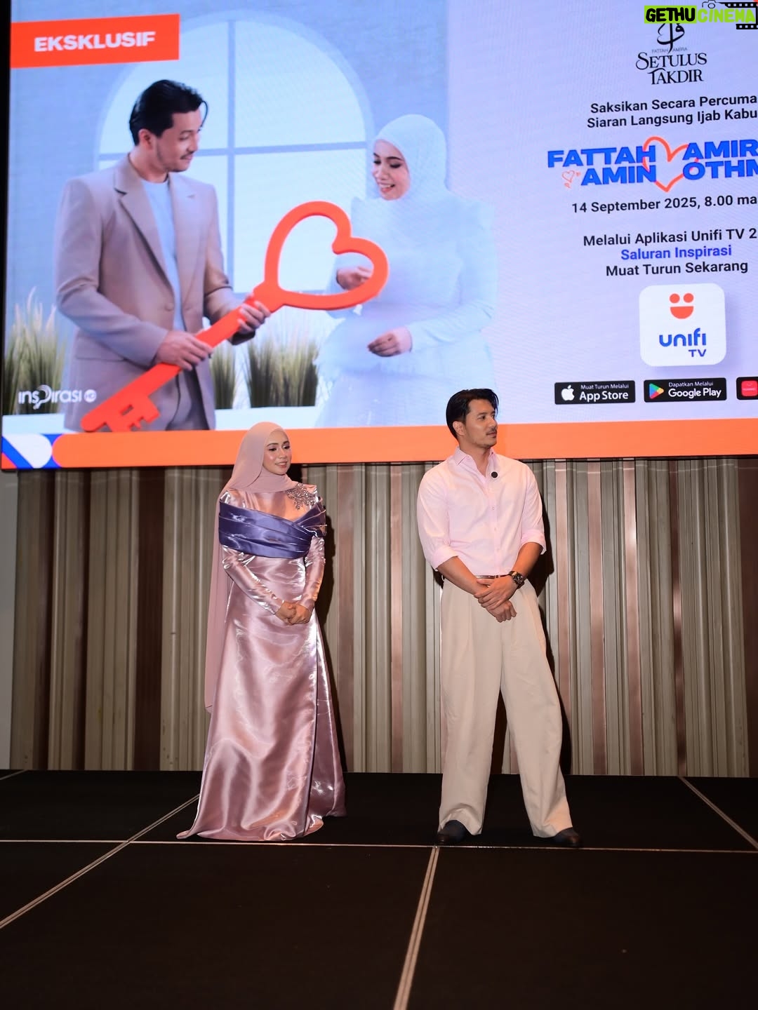 Amira Othman - 136.5K Likes - Segenap rasa dan segenap takdir, kan semuanya dari Ilahi. Kan kita yang mohon di buka kan jalan di buka kan hati 🫶 Terima kasih sudi hadir rakan2 media. @sonymusic_malaysia & @unifi yang bertungkus lumus menjayakan PC harini. Terima kasih di atas doa yang baik2. Moga Allah kurniakan yang baik2 utk kalian semua 🫶🤍 terima kasih @s.yfq utk karya yang baik2 ini. 
👗 : @rizmanruzaini