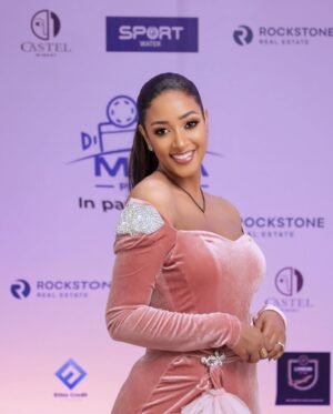 Amleset Muchie Instagram - « Thrilled to announce my company’s new office opening, Maya Media Production, marking a pivotal moment in our journey! 🎉 Our vision goes beyond walls – it’s about fostering collaboration and knowledge-sharing across diverse sectors. 🤝 This space isn’t just about us, it’s about YOU – our sponsors gain visibility, enhance brand reputation, and connect with an elite group of influential professionals. Join us as we redefine the future of work together! 💼✨ #OfficeOpening #Collaboration #KnowledgeSharing #networking »
@touch_by_marzel @sassy__couture 🙏🏾