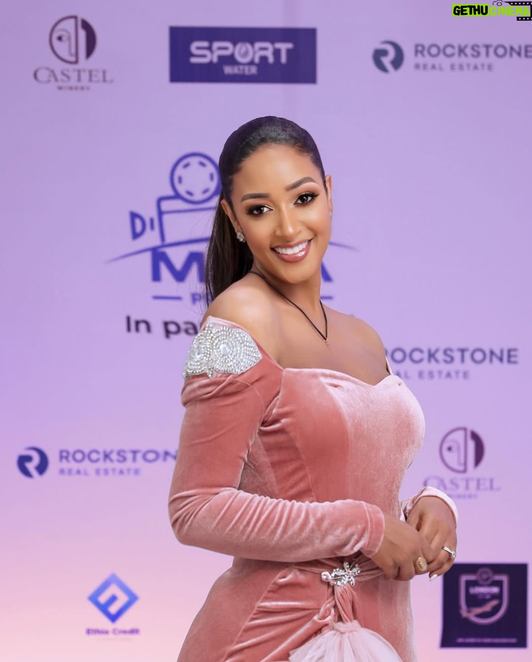 Amleset Muchie - 15.8K Likes - « Thrilled to announce my company’s new office opening, Maya Media Production, marking a pivotal moment in our journey! 🎉 Our vision goes beyond walls – it’s about fostering collaboration and knowledge-sharing across diverse sectors. 🤝 This space isn’t just about us, it’s about YOU – our sponsors gain visibility, enhance brand reputation, and connect with an elite group of influential professionals. Join us as we redefine the future of work together! 💼✨ #OfficeOpening #Collaboration #KnowledgeSharing #networking »
@touch_by_marzel @sassy__couture 🙏🏾