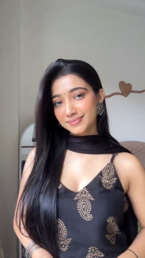 Amrita Khanal Instagram - 🤍✨
#amritakhanal #instagram #reels #foryou #explore #foryoupage #explorepage #reelitfeelit #reelinstagram #transition #loveyouall
