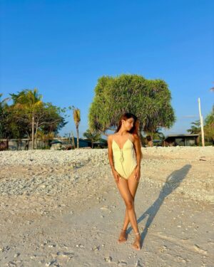 Amrita Khanal Instagram - Stay wavy baby 🌊🌞
#amritakhanal #amritafam #explore #foryou #instagram #loveyouall #bali