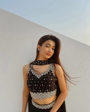 Amrita Khanal Instagram - Tere Naina 🖤✨
#amritakhanal #amritafam #instagram #explorepage #foryoupage #explore #foryou #loveyouall
