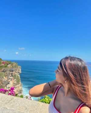 Amrita Khanal Instagram - 🌊🐬
#amritakhanal #amritafam #instagram #explore #bali #uluwatu