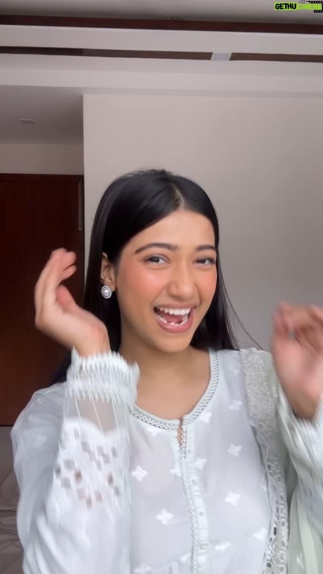 Amrita Khanal - 25K Likes - Thumka Thumka jani aa mahiye de nal🤍✨

#amritakhanal #instagram #foryou #explore #reels #feelitreelit #explorepage #foryoupage #reelinstagram #transition #loveyouall