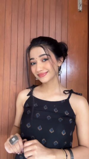 Amrita Khanal Instagram - Jaadu hai Nasha hai 🤍✨
#amritakhanal #amritafam #foryou #feelitreelit #instagram #reel #explore #foryou #instagramreels #transition #loveyouall