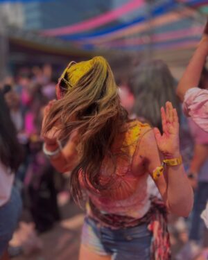 Amrita Mishra Instagram - Happy Holi everyone š