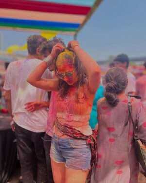 Amrita Mishra Instagram - Happy Holi everyone š