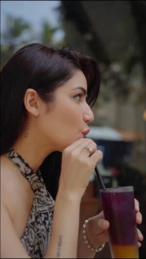 Amy Instagram - This is your gentle nudge: step out of routine, sip something new, and let a café you haven’t tried yet surprise you this weekend!
Location: @pause.mumbai