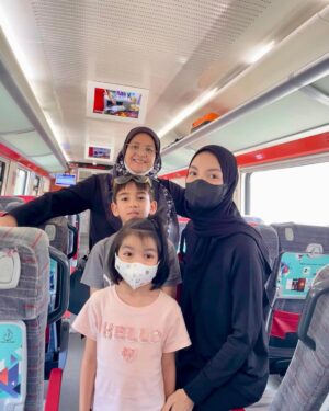 Amyra Rosli Instagram - #BismillahiMasyaAllah
Ehh x boleh jadi ni..confirm akan repeat Hatyai lg. Semua foods sedaaaaap 🤤
Thank you sayang @amarbaharin for an absolutely incredible vacation🤍🤍